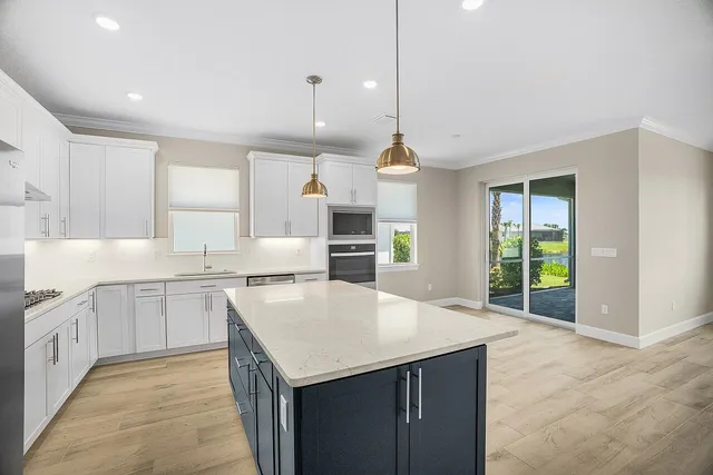 $4,000 | 8360 Beagle Terrace, Vero Beach, FL 32967