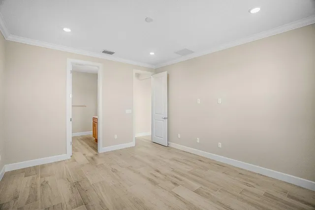 $4,000 | 8360 Beagle Terrace, Vero Beach, FL 32967