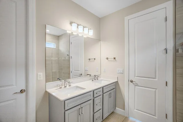 $4,000 | 8360 Beagle Terrace, Vero Beach, FL 32967