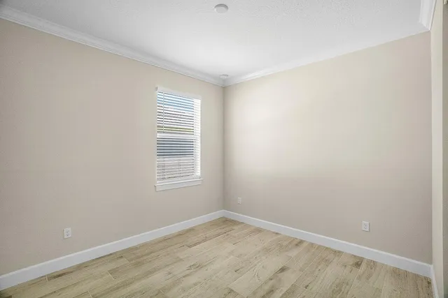 $4,000 | 8360 Beagle Terrace, Vero Beach, FL 32967