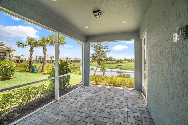 $4,000 | 8360 Beagle Terrace, Vero Beach, FL 32967