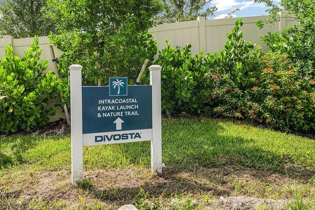 $4,000 | 8360 Beagle Terrace, Vero Beach, FL 32967