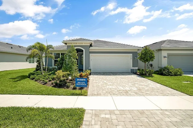 $4,000 | 8360 Beagle Terrace, Vero Beach, FL 32967