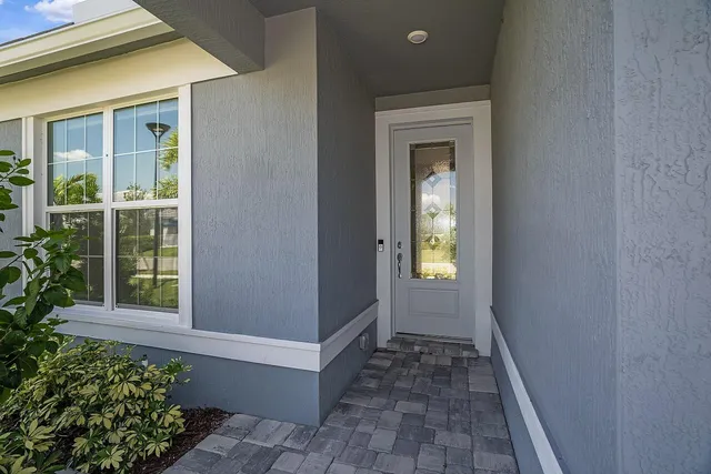 $4,000 | 8360 Beagle Terrace, Vero Beach, FL 32967