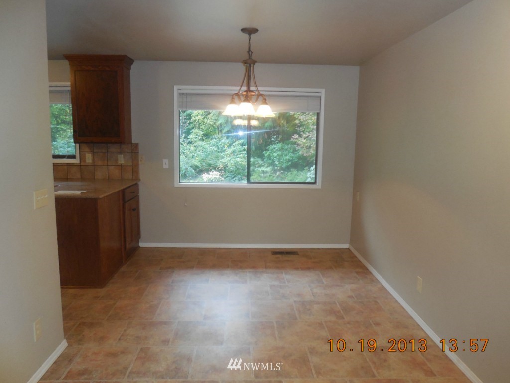 5203 Blvd Ext Road Southeast Olympia, WA 98501 - Photo 3 of 24 Gallery Image 3