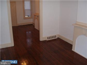 1822 Tasker Street Philadelphia, PA 19145 - Photo 2 of 11