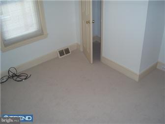 1822 Tasker Street Philadelphia, PA 19145 - Photo 9 of 11