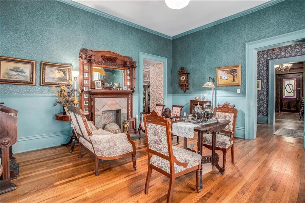 522 West Maple Avenue Independence, MO 64050 - Photo 11 of 44