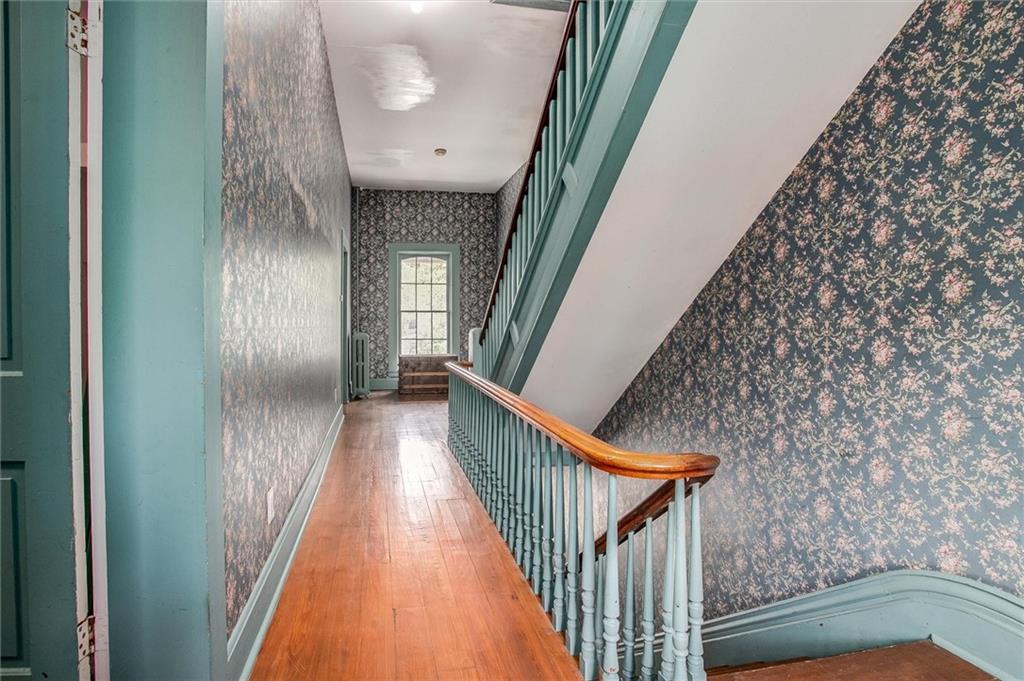 522 West Maple Avenue Independence, MO 64050 - Photo 21 of 44