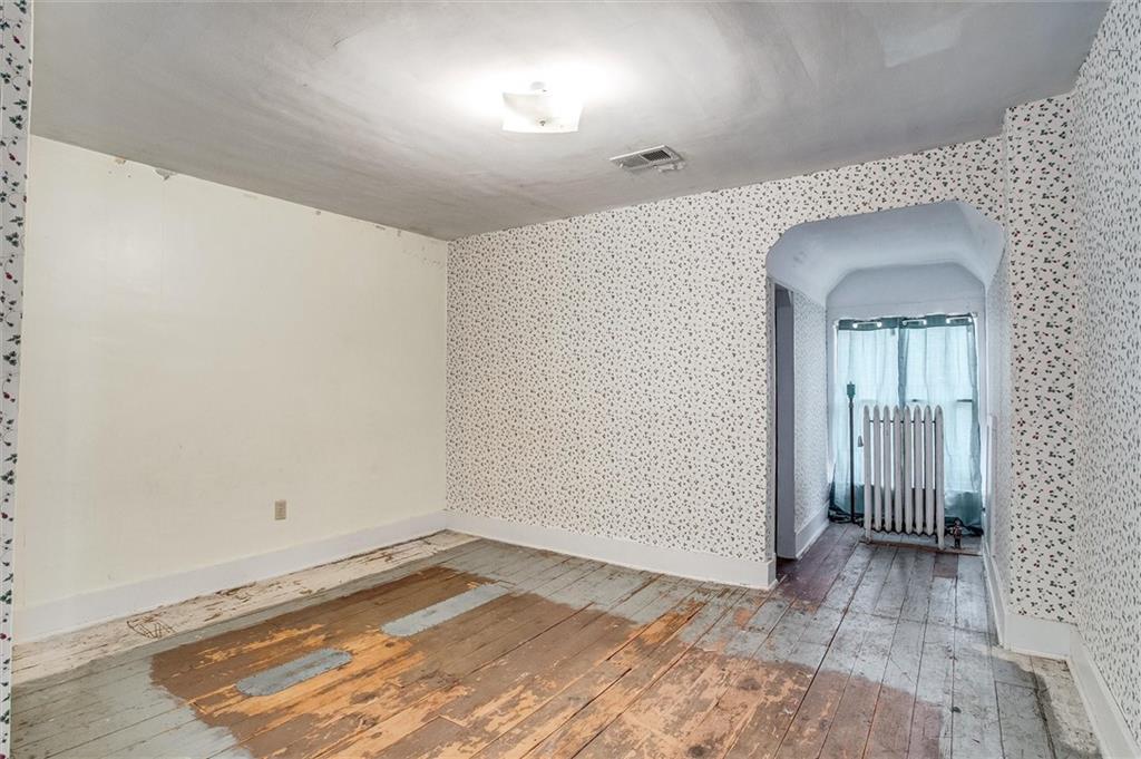 522 West Maple Avenue Independence, MO 64050 - Photo 31 of 44