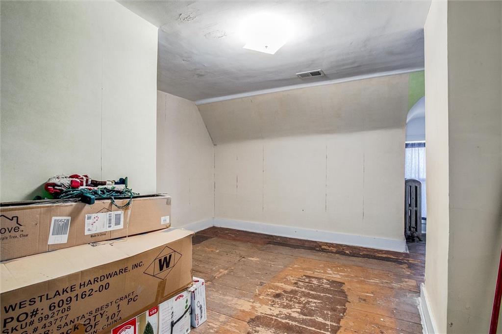 522 West Maple Avenue Independence, MO 64050 - Photo 33 of 44