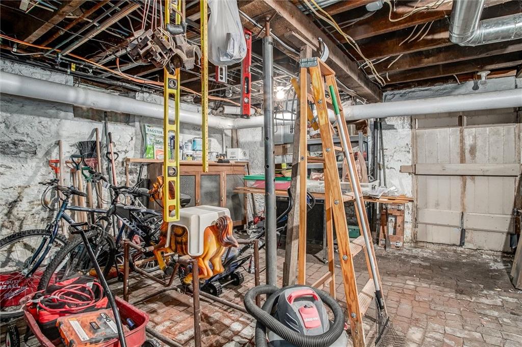 522 West Maple Avenue Independence, MO 64050 - Photo 39 of 44