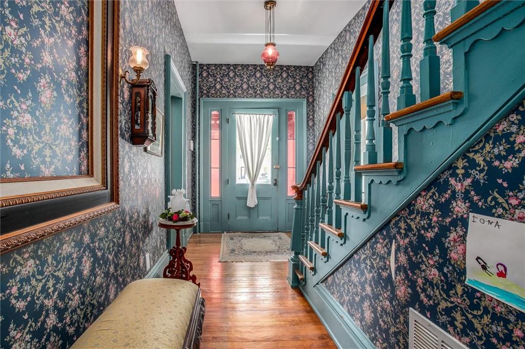 522 West Maple Avenue Independence, MO 64050 - Photo 6 of 44