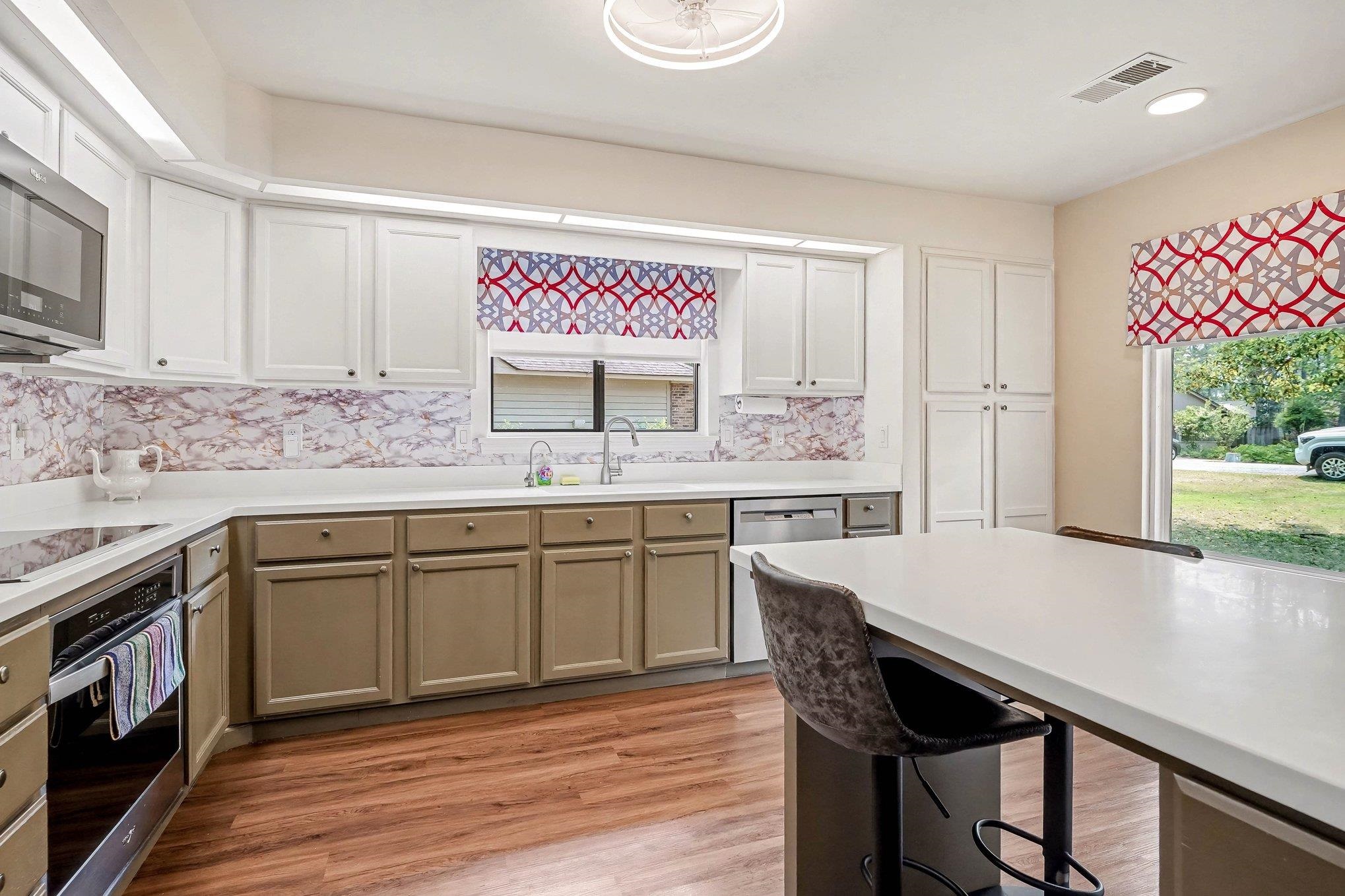 103 Hickory Drive Conway, SC 29526 - Photo 8 of 33