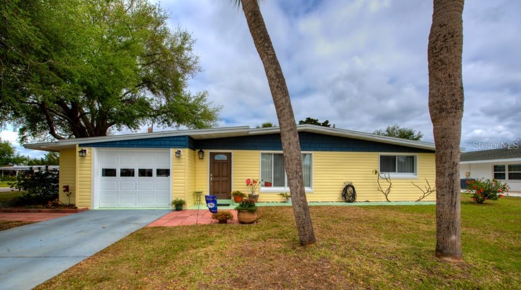 329 Pine Tree Road Venice, FL 34293 - Photo 1 of 1