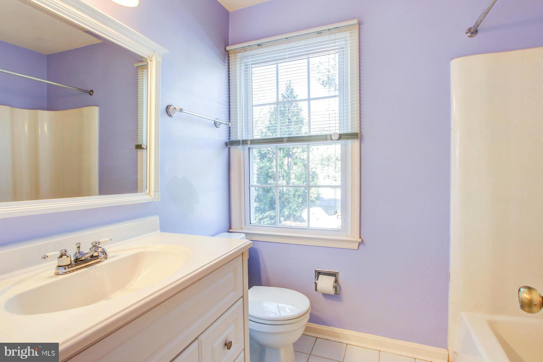 11526 Pine Cone Court Reston, VA 20191 - Photo 18 of 30 Upper Level Hall Bath