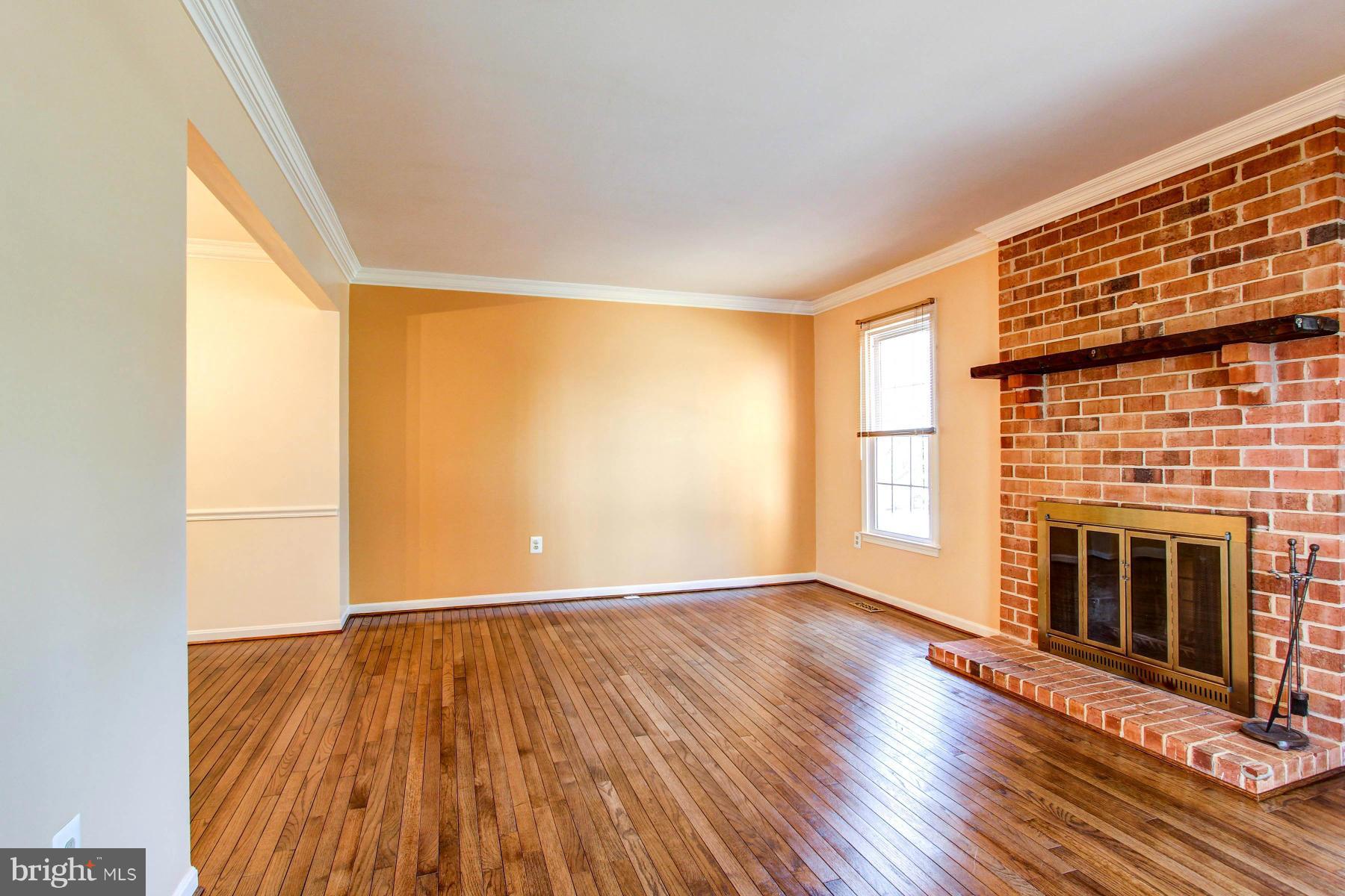 11526 Pine Cone Court Reston, VA 20191 - Photo 3 of 30 Beautiful Hardwood Floors in Living Room
