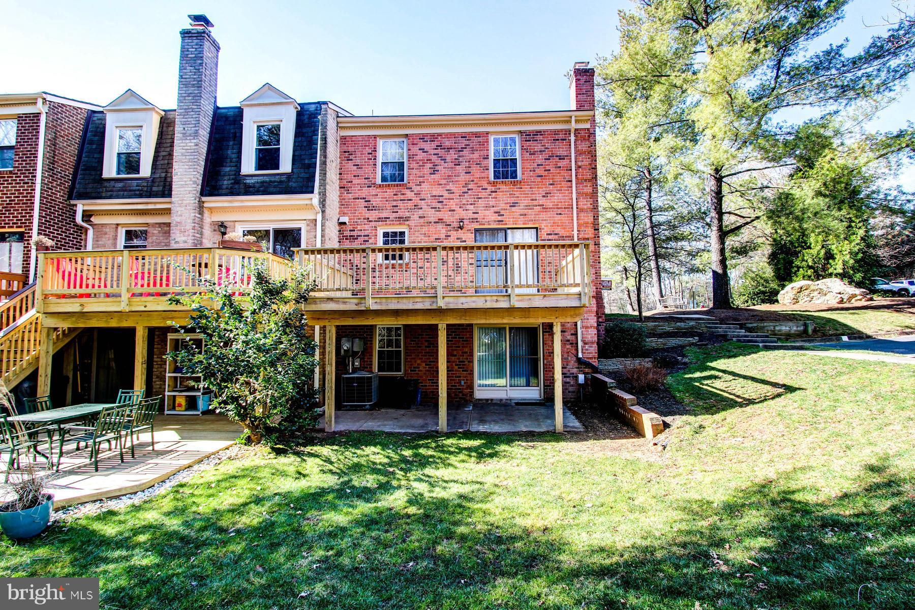 11526 Pine Cone Court Reston, VA 20191 - Photo 30 of 30 Exterior (Rear)