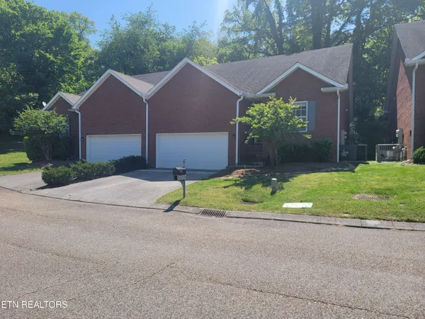 $269,900 | 3276 Thomas Hill Way, Knoxville, TN 37917