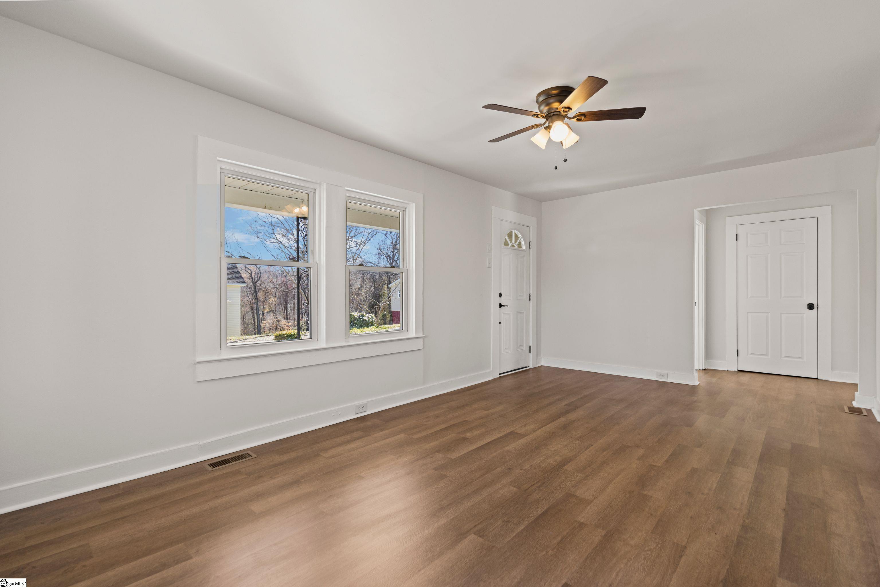 9 Archie Street Piedmont, SC 29673 - Photo 5 of 29 Gallery Image 5