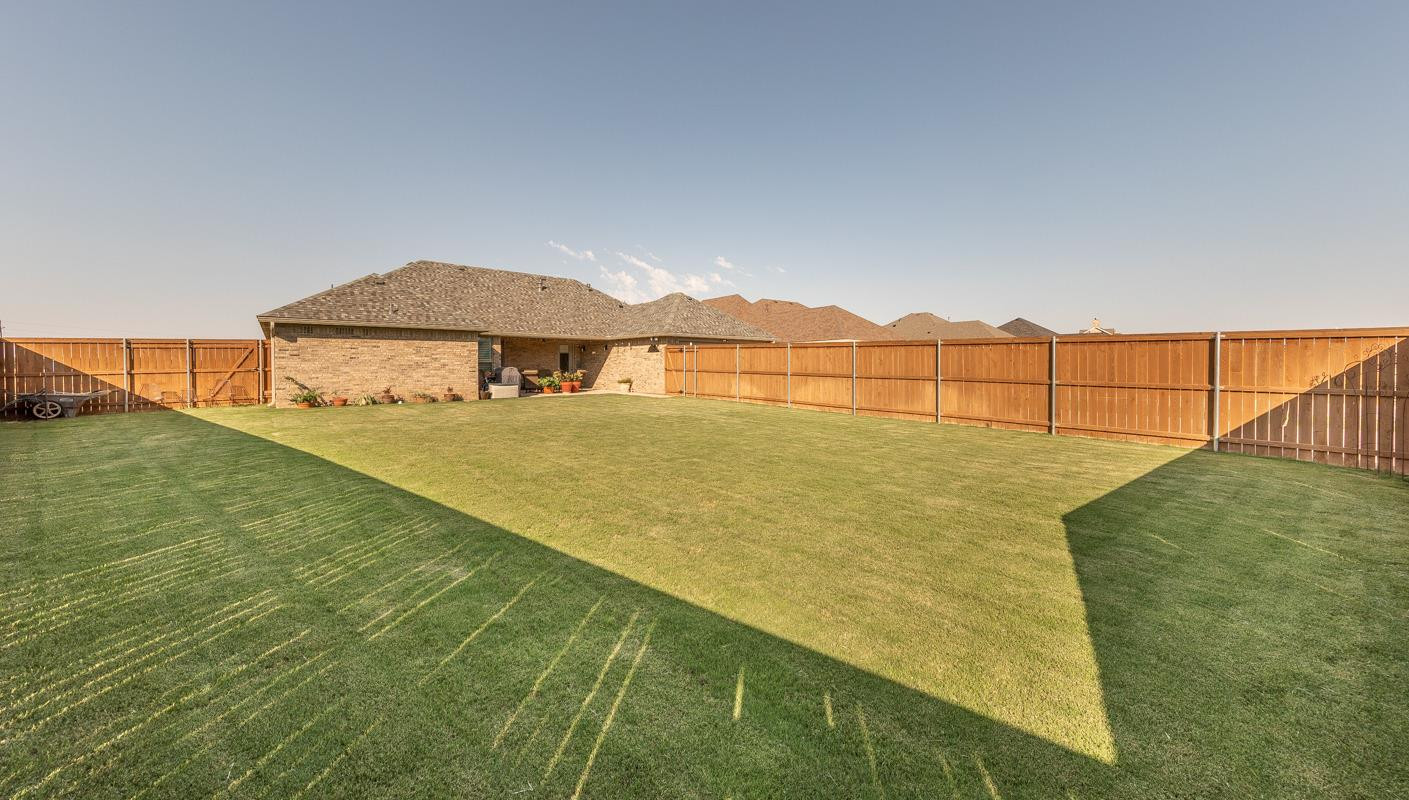 7002 103rd Street Lubbock, TX 79424 - Photo 27 of 28 a view of an outdoor space and swimming pool
