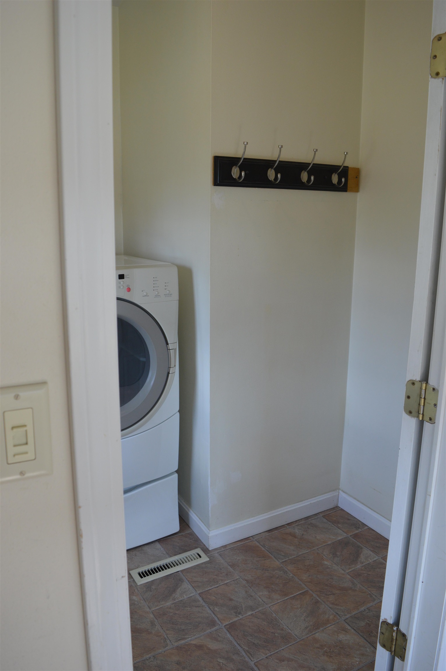 Undisclosed Address Rochester, NH 03867 - Photo 22 of 32