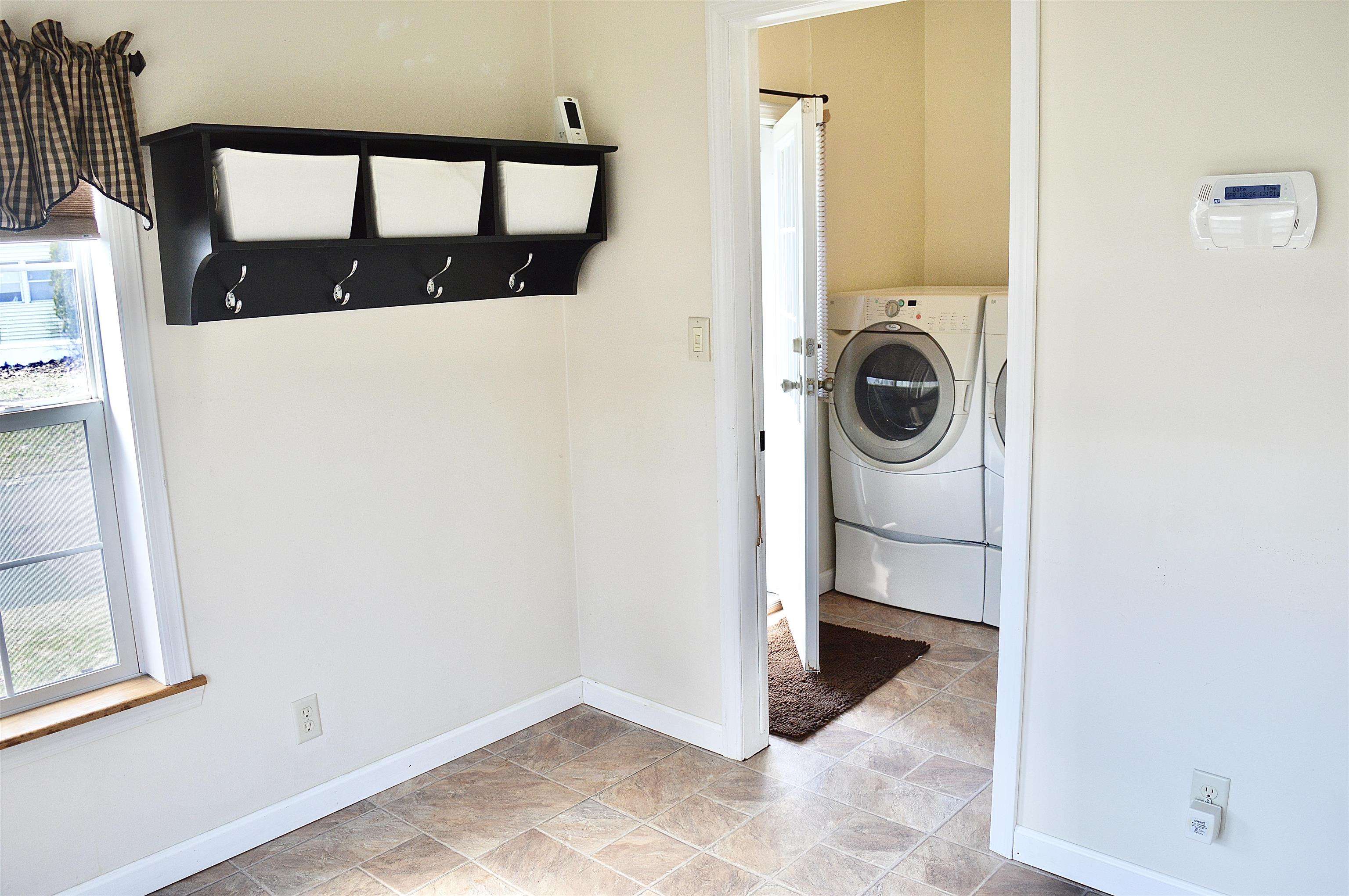 15 South Cranberry Rochester, NH 03867 - Photo 23 of 35