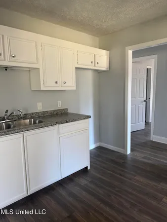 $170,000 | 106 Lillie Drive, Canton, MS 39046