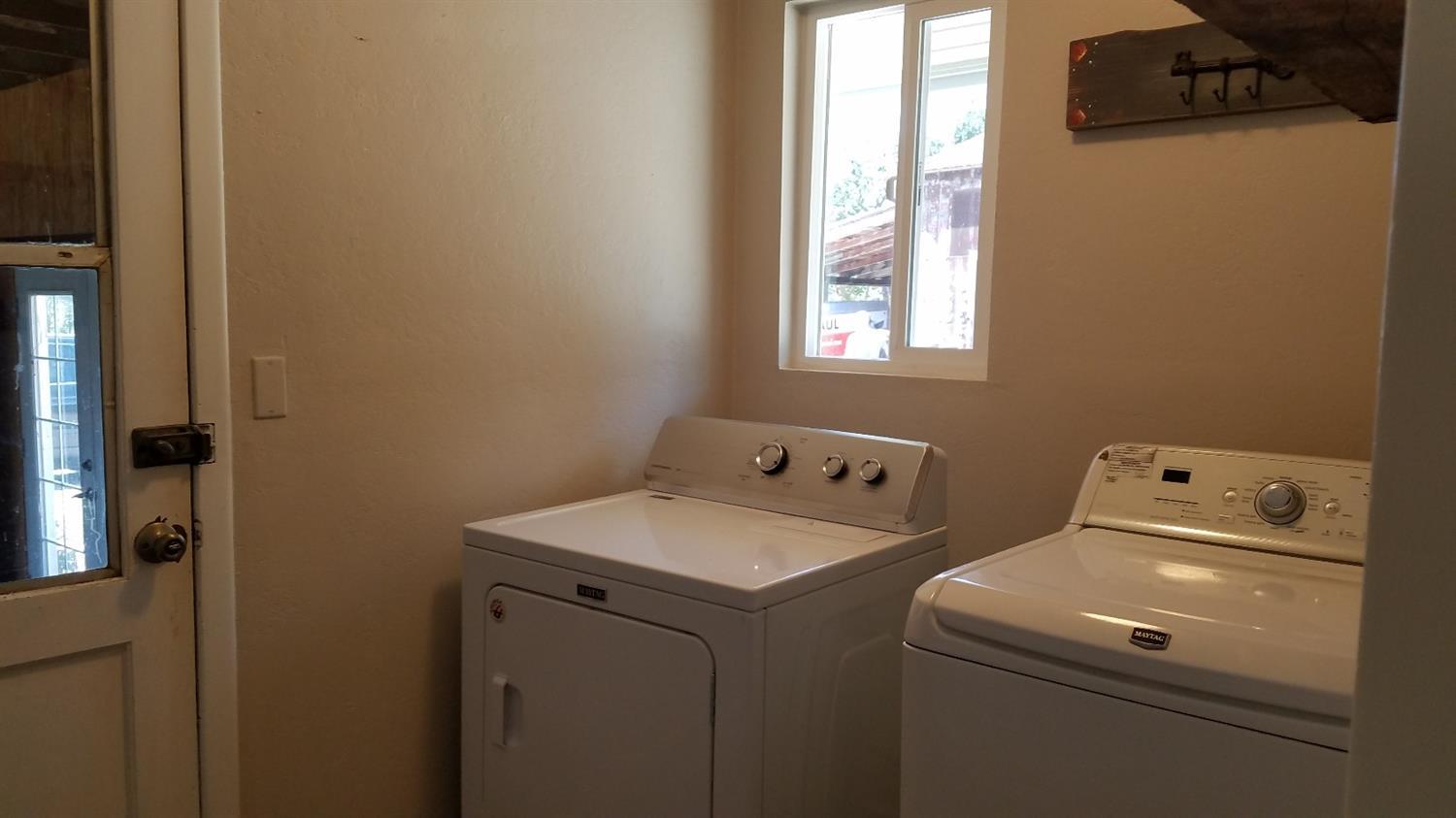 6837 West Side Road Cave Junction, OR 97523 - Photo 13 of 35 Washer Dryer included in Laundry area.