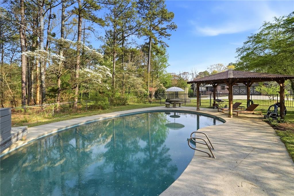 2452 Camp Mitchell Road Grayson, GA 30017 - Photo 5 of 83