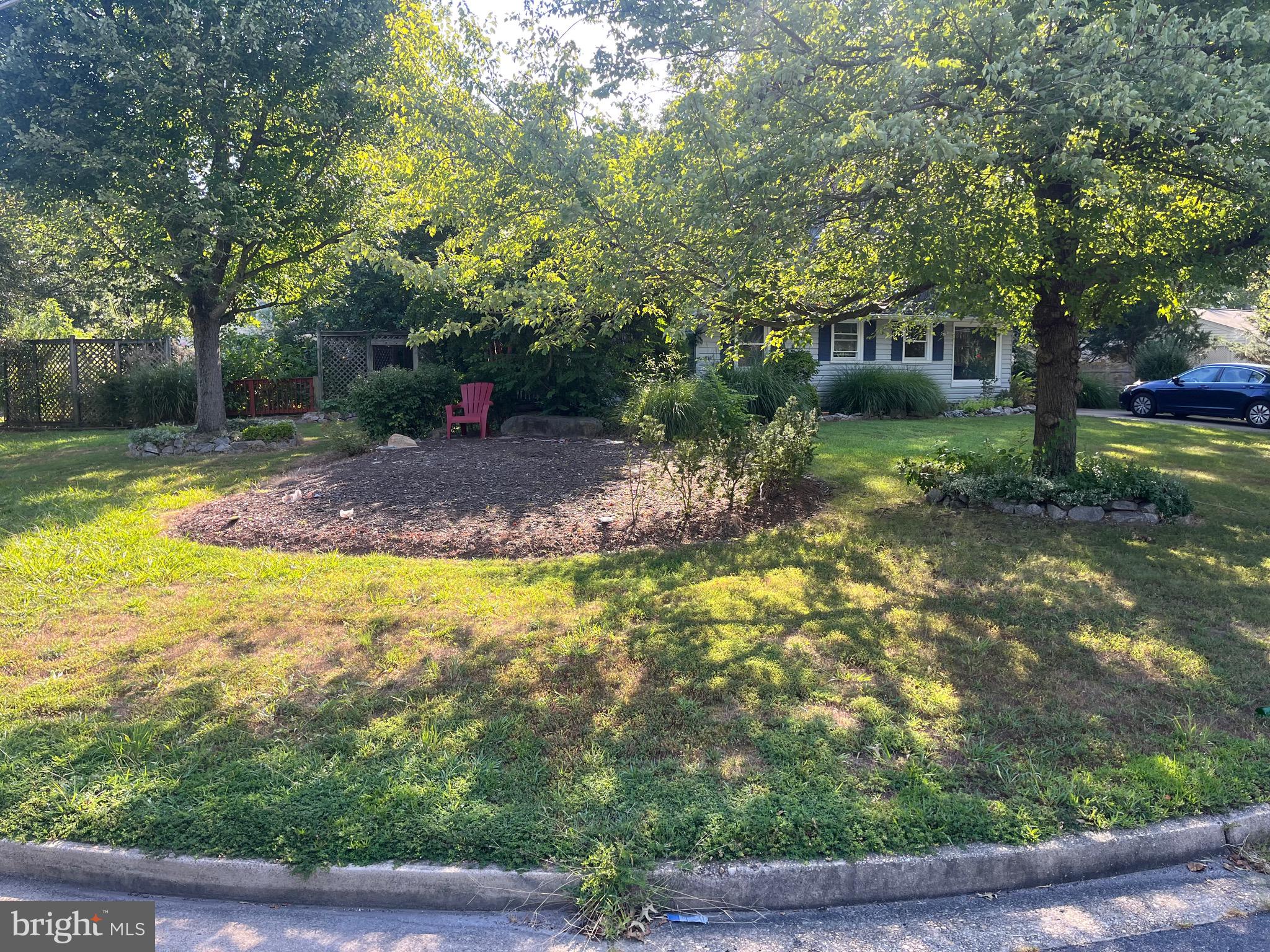 8139 Keeler Street Alexandria, VA 22309 - Photo 47 of 49 a view of a yard with plants and trees