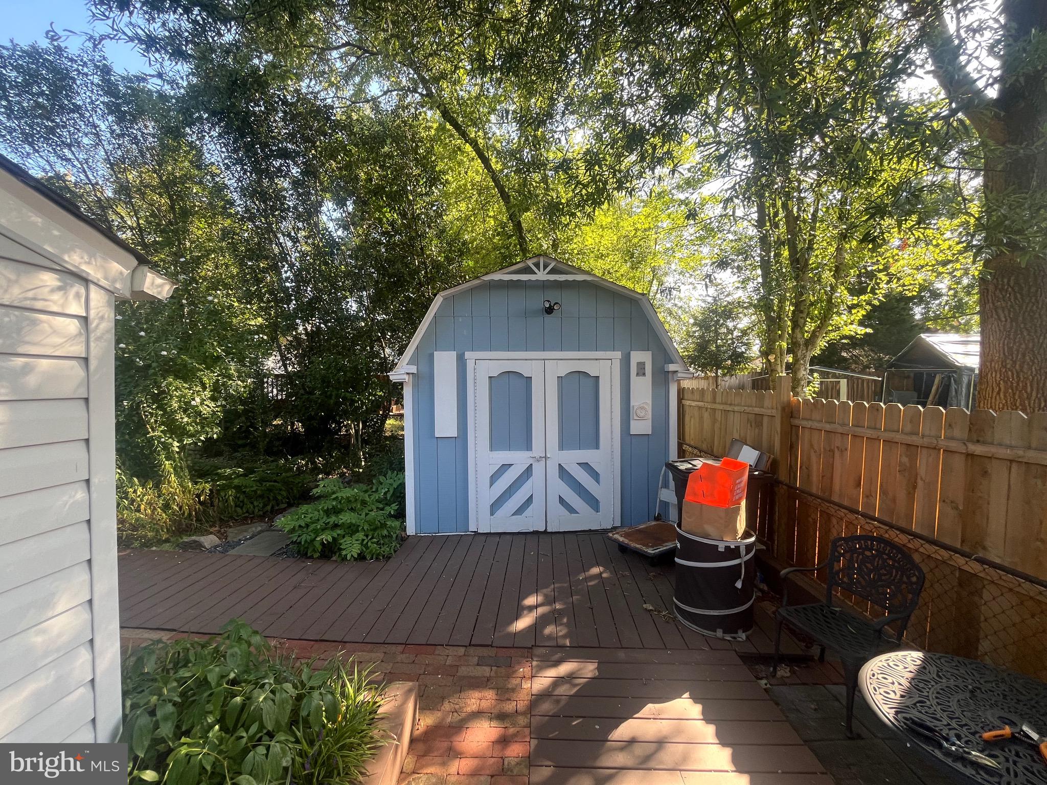 8139 Keeler Street Alexandria, VA 22309 - Photo 9 of 49 a view of backyard with couches and potted plants