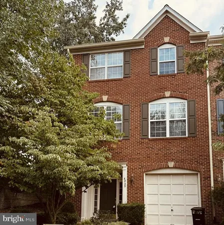 $3,400 | 4025 Shaughnessy Court, Fairfax, VA 22030