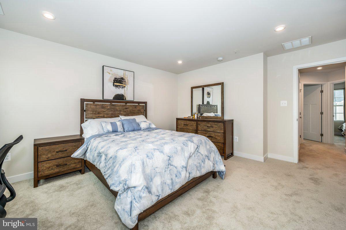 324 Pemberton Park Lane Frederick, MD 21703 - Photo 15 of 33