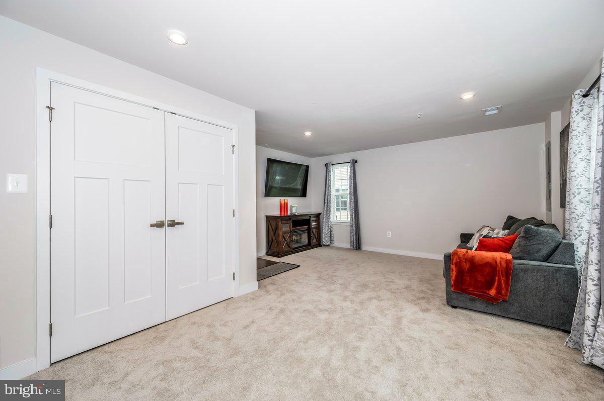 324 Pemberton Park Lane Frederick, MD 21703 - Photo 26 of 33