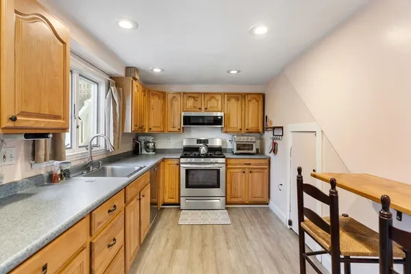 $569,800 | 3 Rockland Street, Gloucester, MA 01930