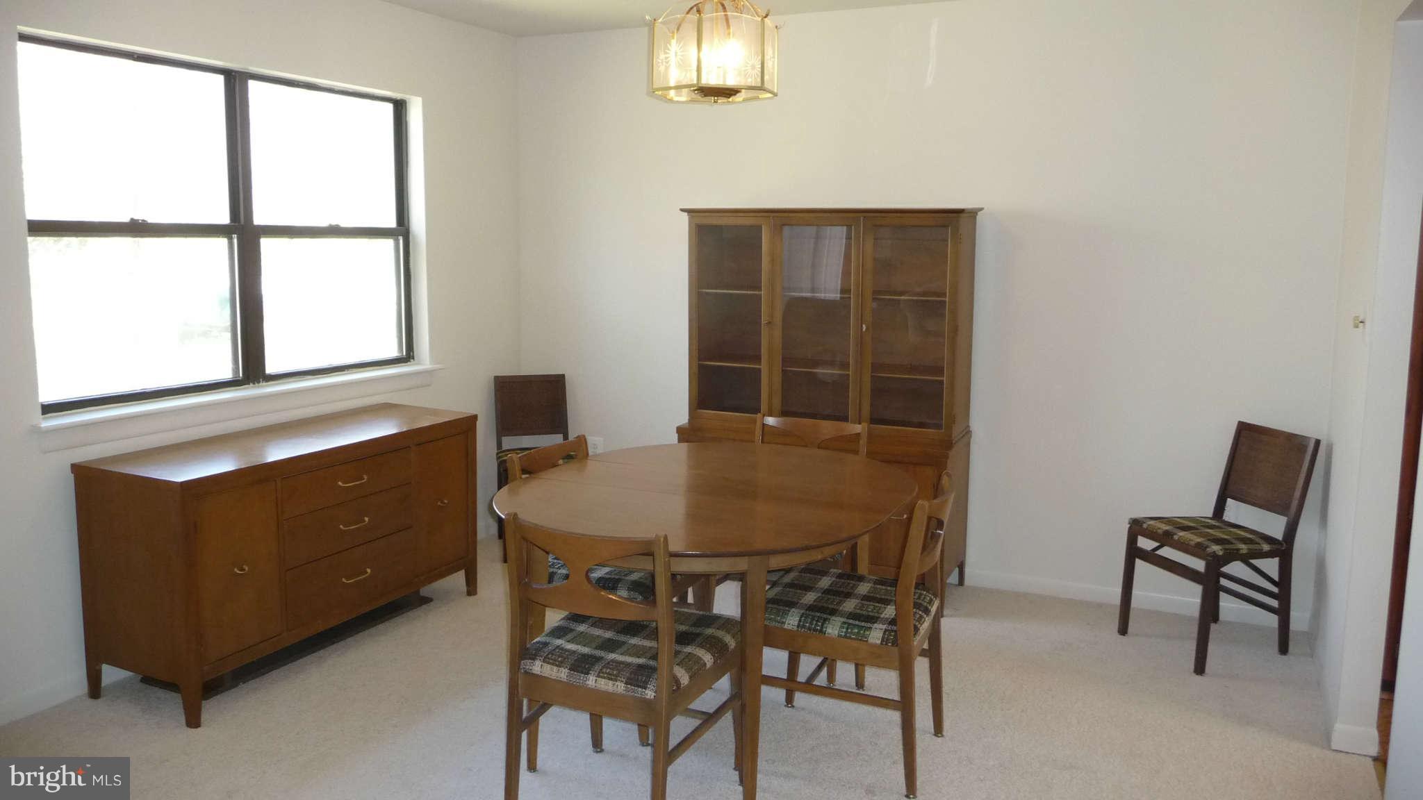 2980 Valley View Road Annapolis, MD 21401 - Photo 8 of 24 Dining Room