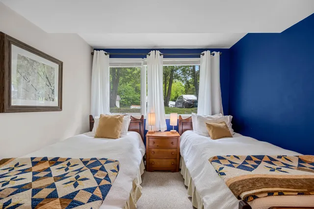 $445,000 | 102 Upper Phase Road, Unit 102, Warren, VT 05674