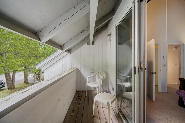 $445,000 | 102 Upper Phase Road, Unit 102, Warren, VT 05674