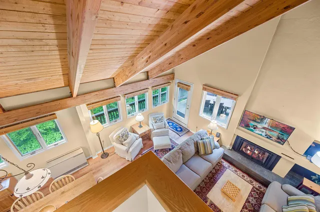 $445,000 | 102 Upper Phase Road, Unit 102, Warren, VT 05674