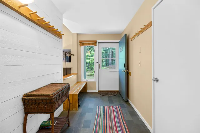 $445,000 | 102 Upper Phase Road, Unit 102, Warren, VT 05674