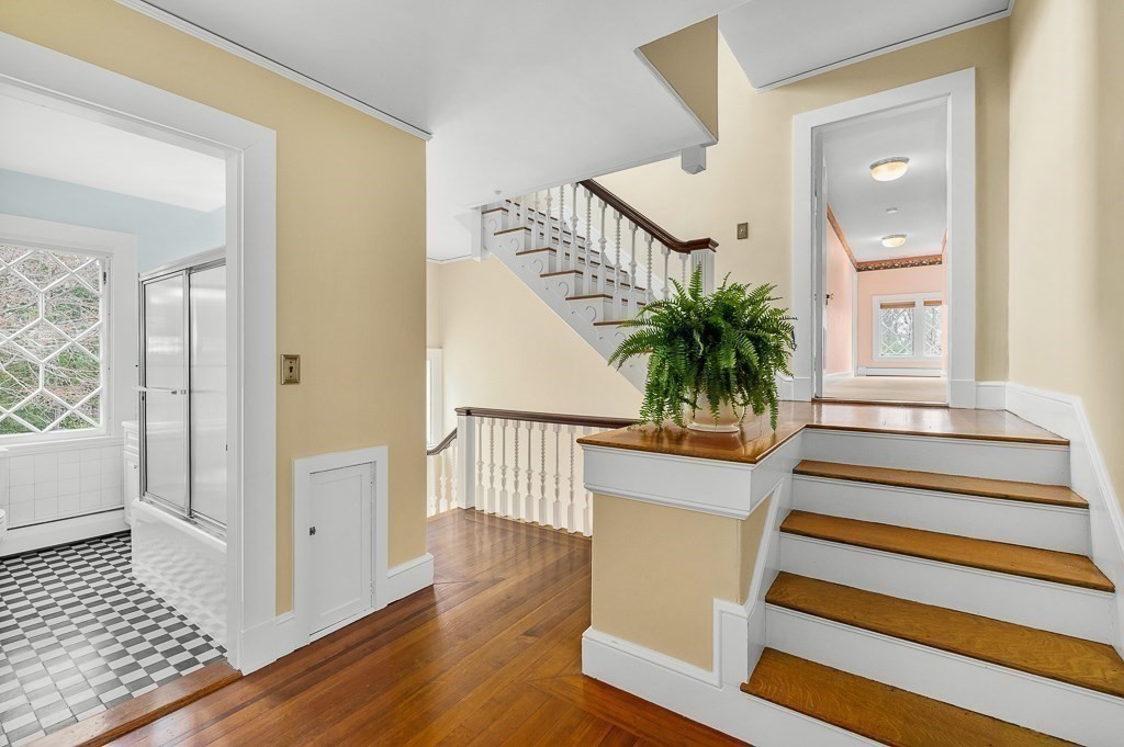 12 Proctor Street Manchester, MA 01944 - Photo 17 of 41 Gallery Image 17