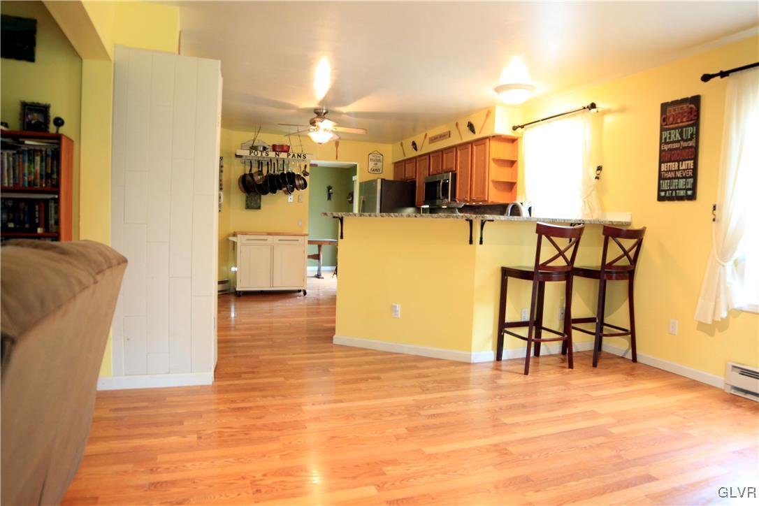 206 Church Road Kunkletown, PA 18058 - Photo 8 of 40 Spacious kitchen