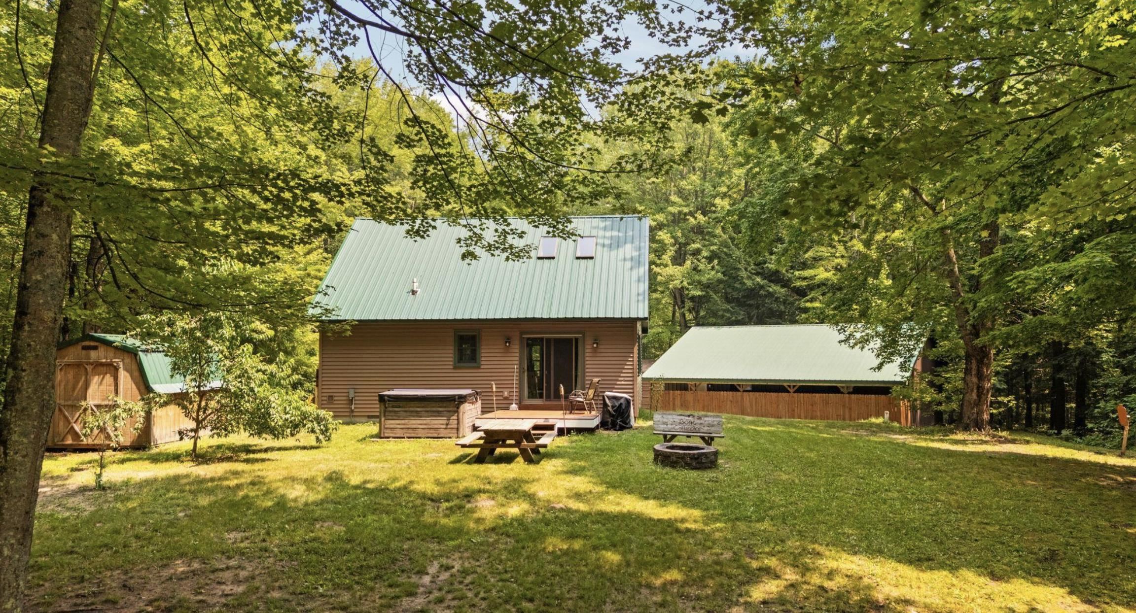 16862 Healy Lake Road Thompsonville, MI 49683 - Photo 7 of 32