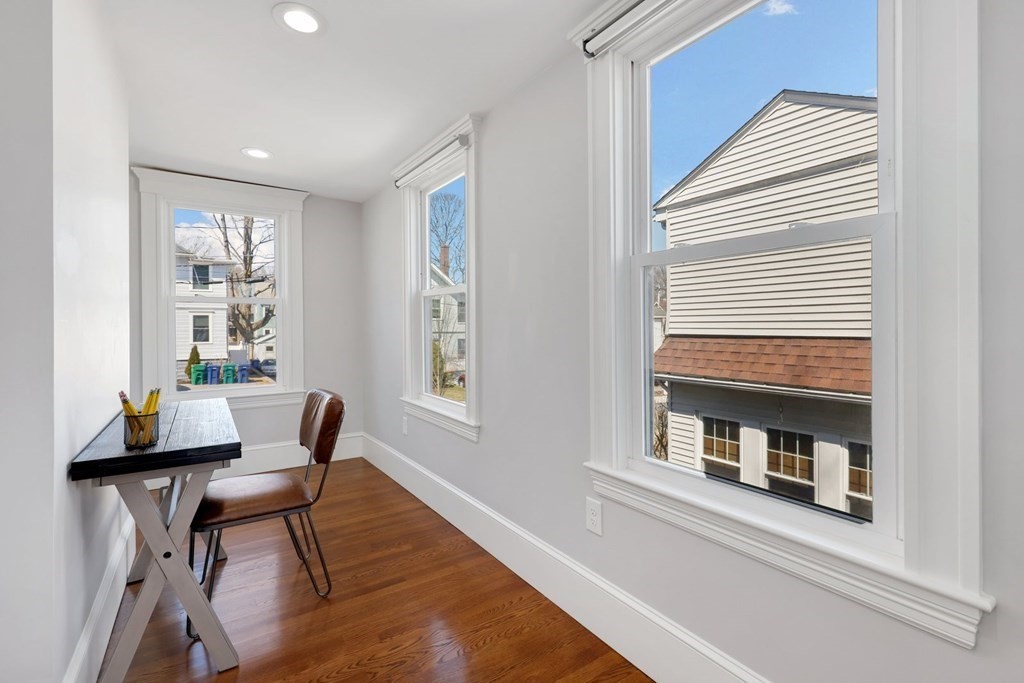 16 Ricker Road, Unit 1 Newton, MA 02458 - Photo 14 of 39 Gallery Image 14
