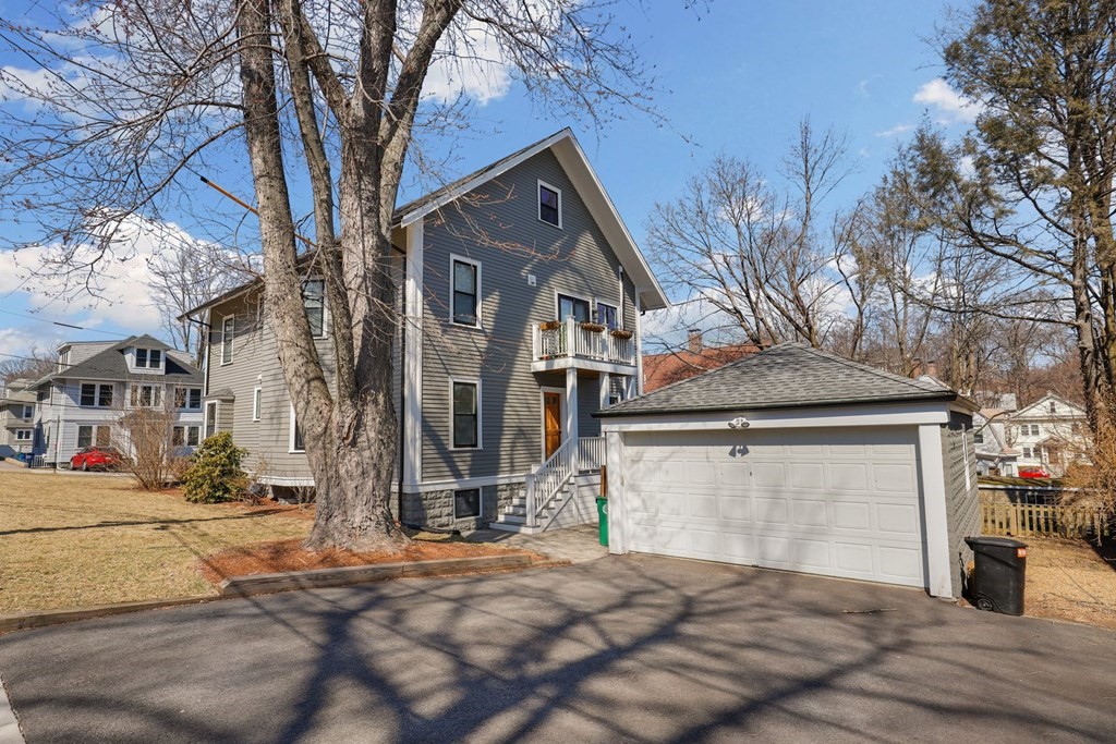 16 Ricker Road, Unit 1 Newton, MA 02458 - Photo 35 of 39 Gallery Image 35