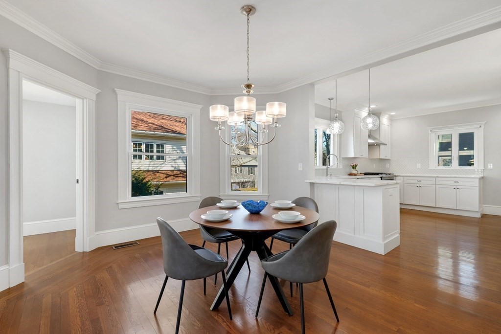 16 Ricker Road, Unit 1 Newton, MA 02458 - Photo 8 of 39 Gallery Image 8