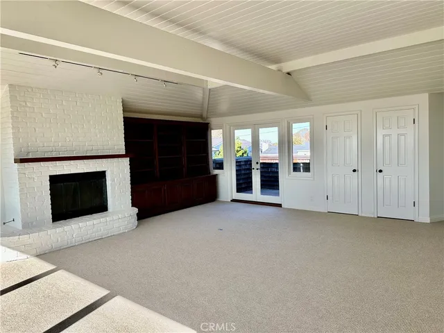 $14,000 | 900 Kings Road, Newport Beach, CA 92663