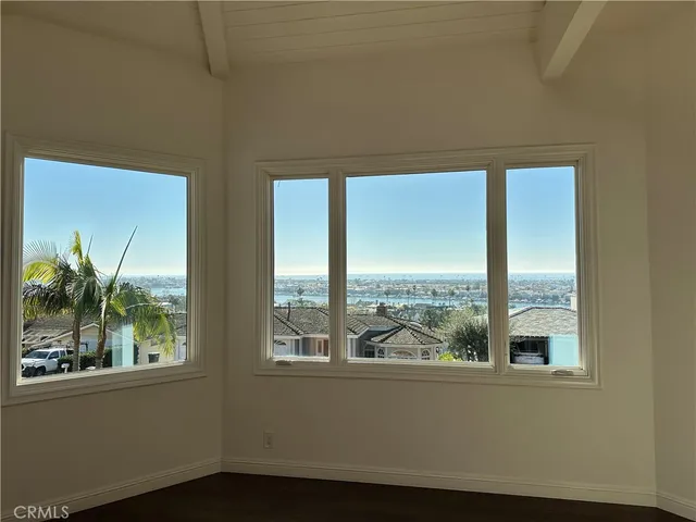 $14,000 | 900 Kings Road, Newport Beach, CA 92663