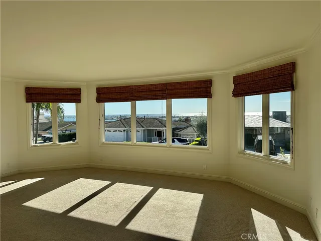 $14,000 | 900 Kings Road, Newport Beach, CA 92663